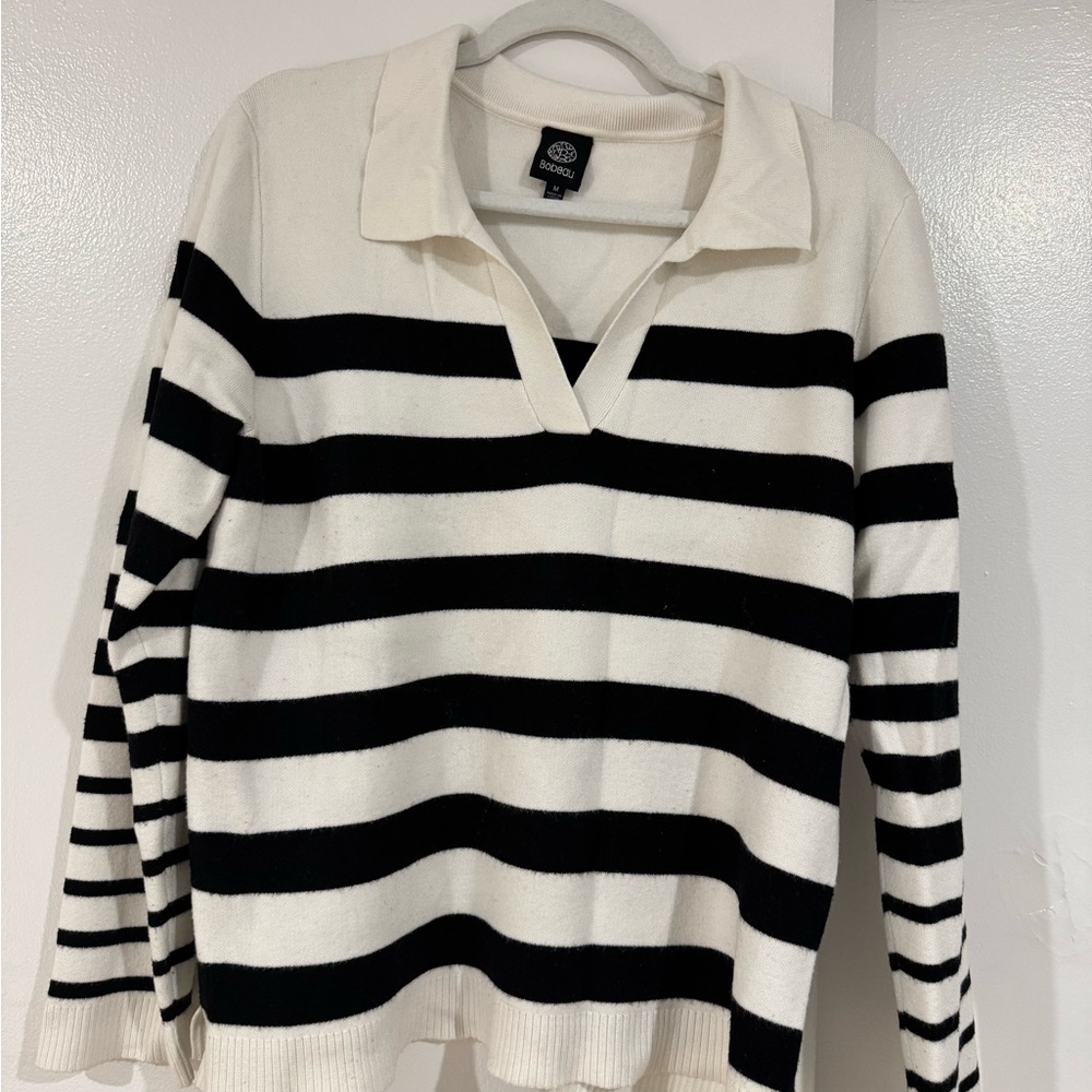 Bobeau Cream and Black Collared Top